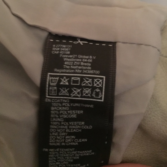 Faux leather jacket - Picture 5 of 7